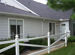 2031 Meadow Gate, Akron, OH 44313