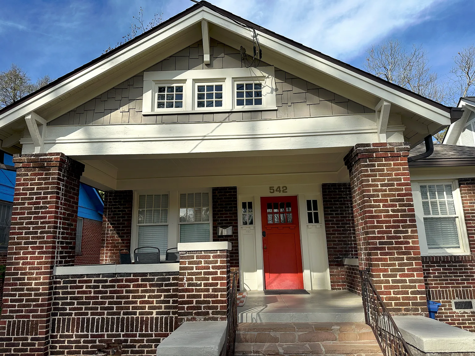 542 Wabash Ave NE photo 1