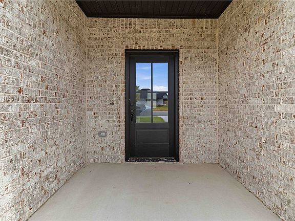 5th image of 6706 High Meadow Blvd