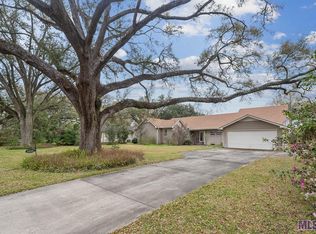 4345 Woodside Dr, Baton Rouge, LA 70808