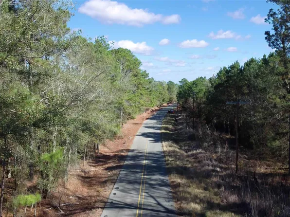 10739 Monterey School Rd, Vivian, LA 71082