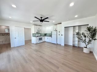 6851 Thelma Ave #B, Buena Park, CA 90620