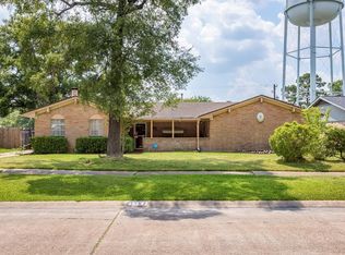 362 Saint Finans Way, Houston, TX 77015
