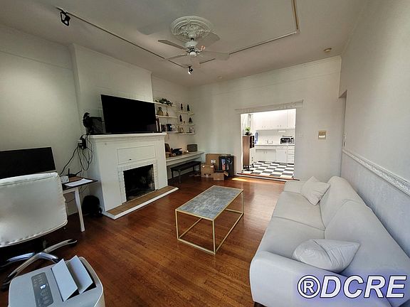 2nd image of 1505 N Dearborn Pkwy APT 3F