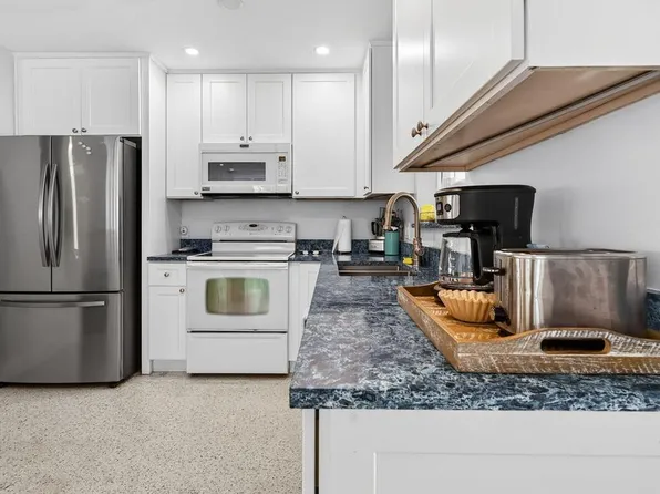 1123 SE 2nd Ave #0, Deerfield Beach, FL 33441