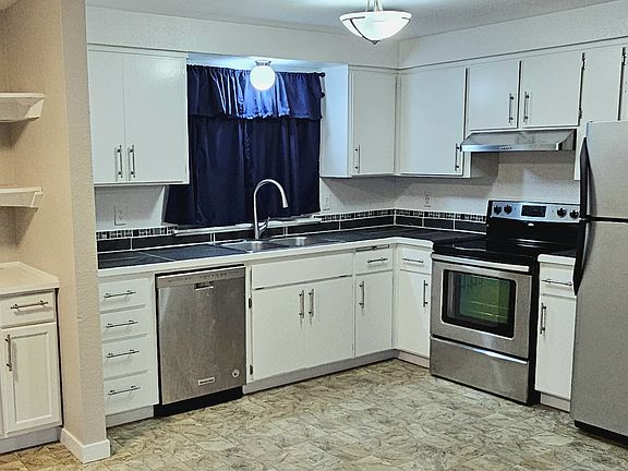 2nd image of 2715 121st Ct NE