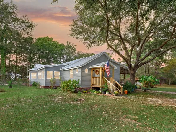 242 Providence Rd, Slocomb, AL 36375