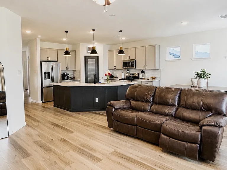 1404 Citrus Dr — Photo 3