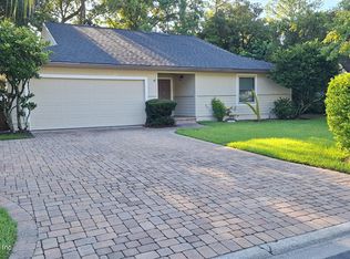 10579 Castlebrook Dr, Jacksonville, FL 32257
