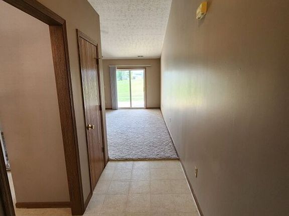 4th image of 2399 Hopkins Dr