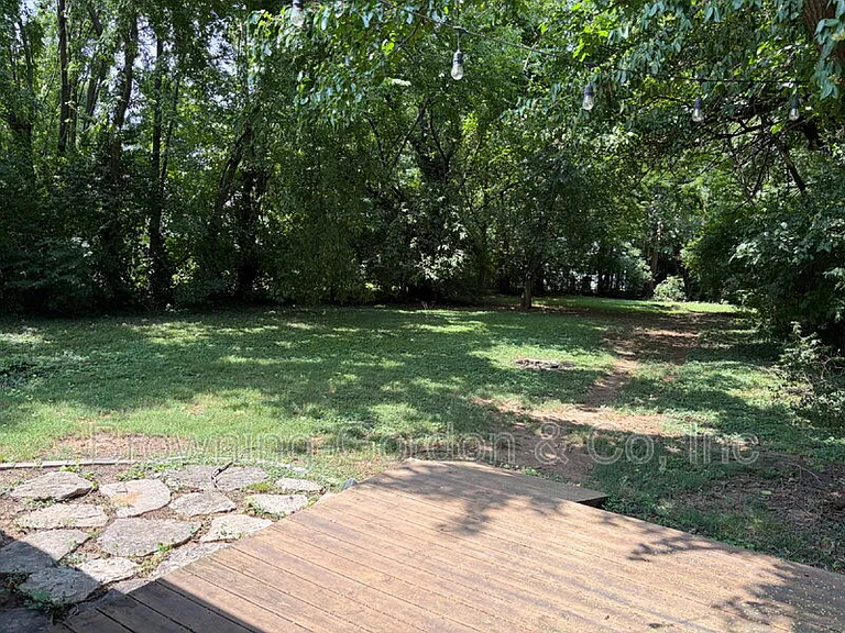 538 Fairlane Dr — Photo 19