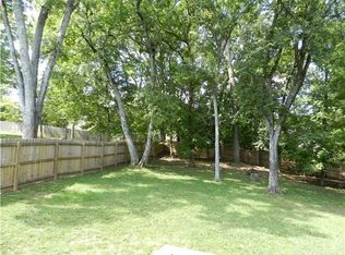 1048 Burnham Dr S, Hendersonville, TN 37075