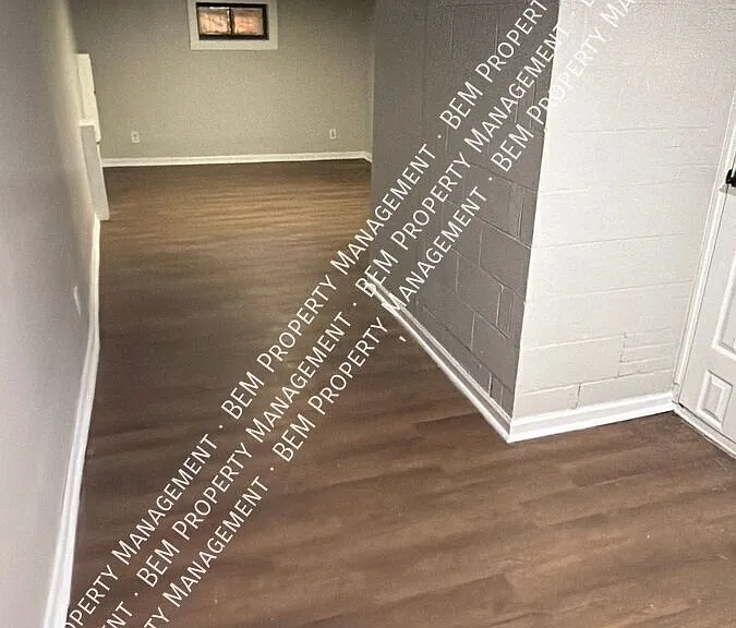 7209 Walrond Ave — Photo 10