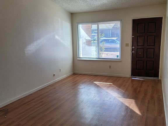5th image of 7762 Pompei Ct