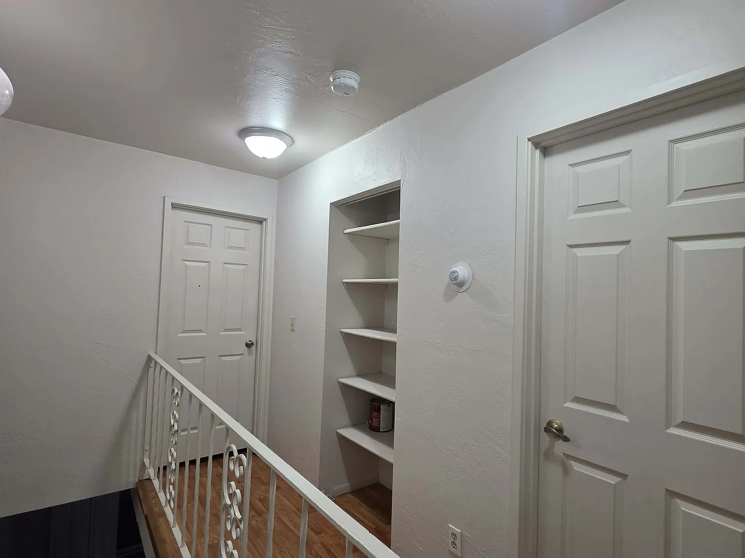 2 bed, 1.5 bath, 990 sqft, $1,895 — Photo 3