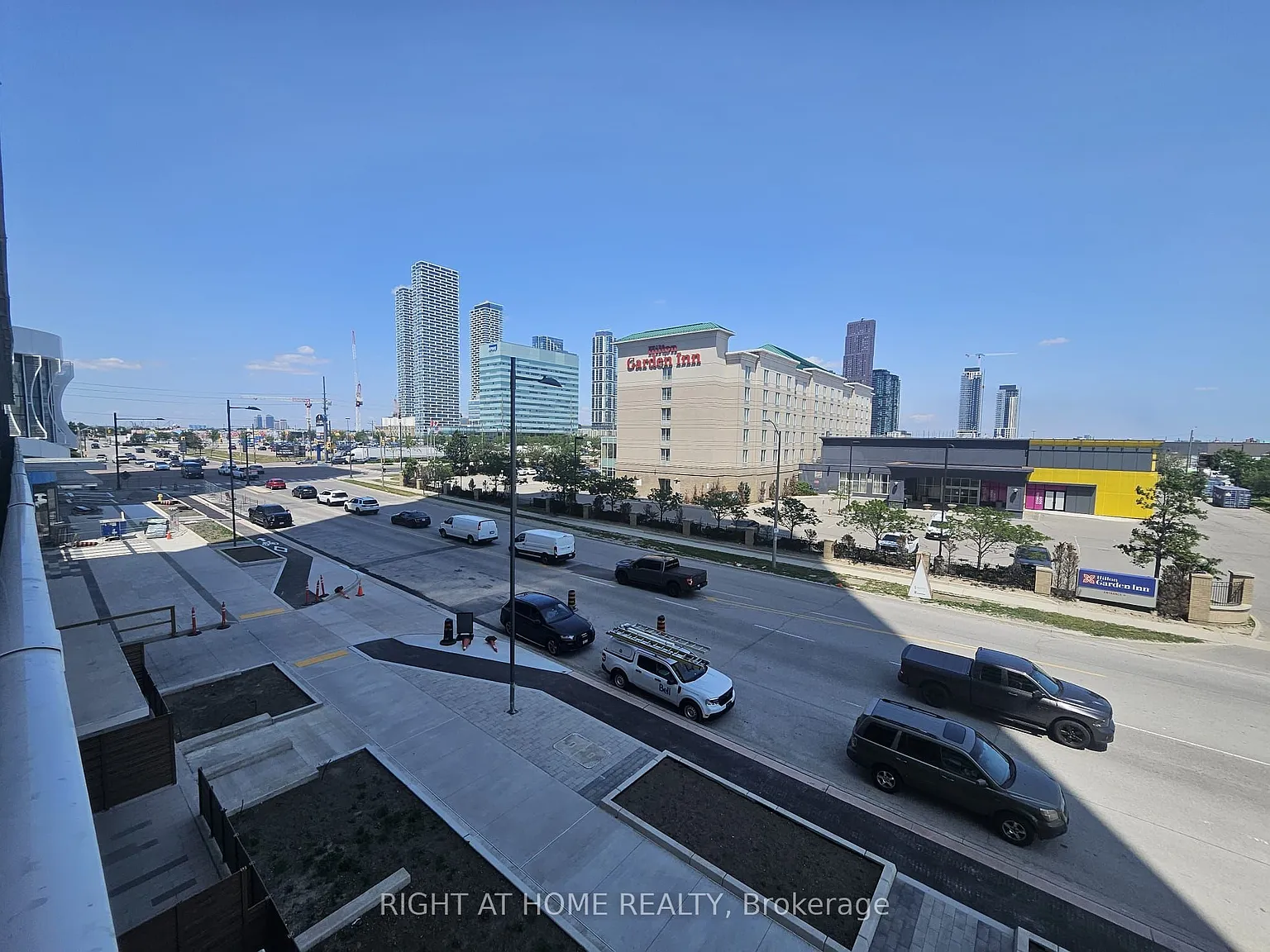 2 bed, $2,050 — Photo 3
