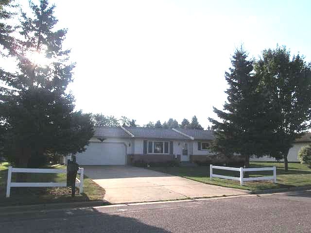 1st image of 111 Fairland St