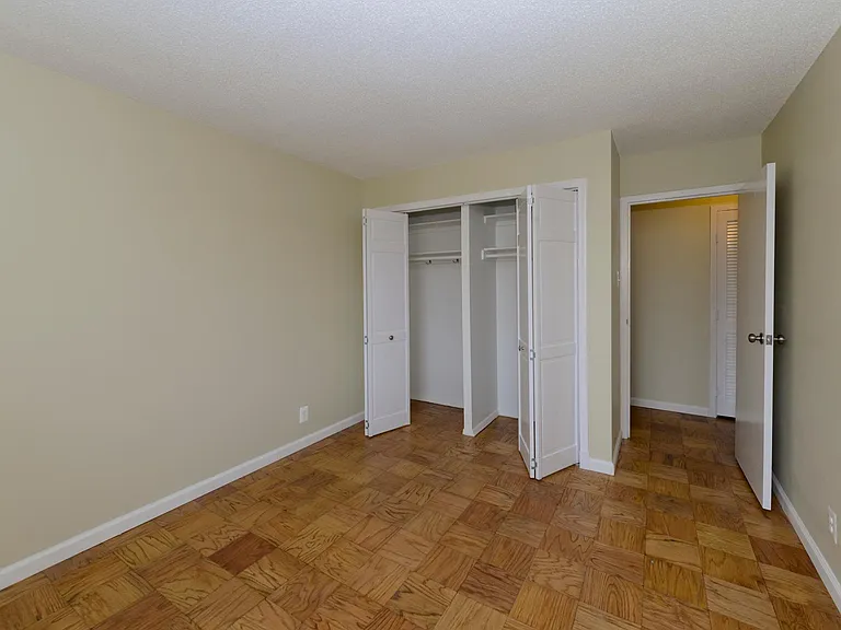 2030 N Adams St — Photo 9