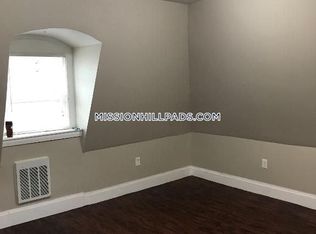 4 Terrace Pl #A2, Boston, MA 02120