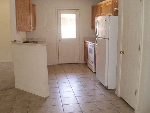 3rd image of 1600 Old Nolanville Rd APT A
