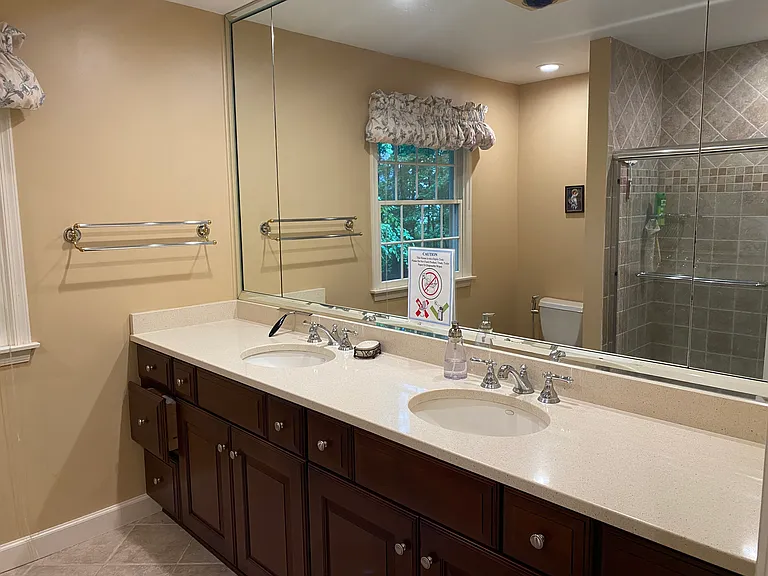 7700 Warfield Rd — Photo 39