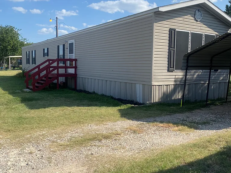 3506 Tomahawk Dr — Photo 1