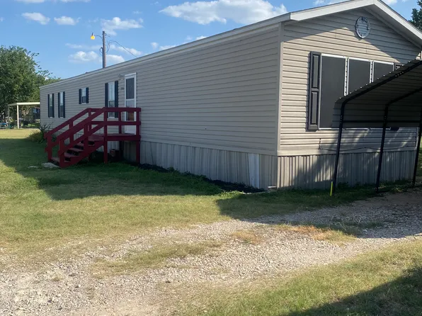 3506 Tomahawk Dr, Granbury, TX 76048
