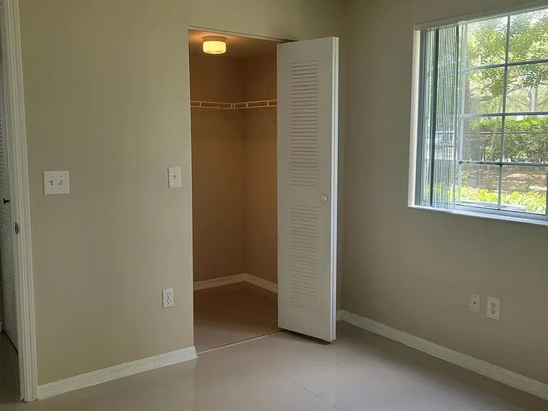 1400 Crestwood Ct S #1402 — Photo 19