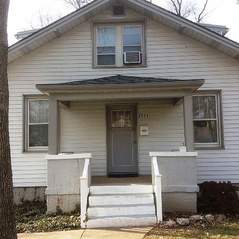 1st image of 2453 Mary Ave