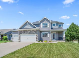 395 NE Fox Run Trl, Waukee, IA 50263