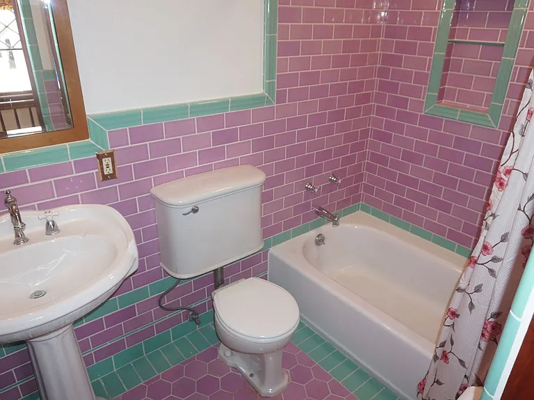 191 N Grand St — Photo 10