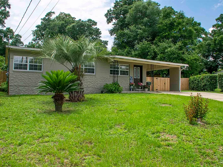 5357 Locklin Ave — Photo 1