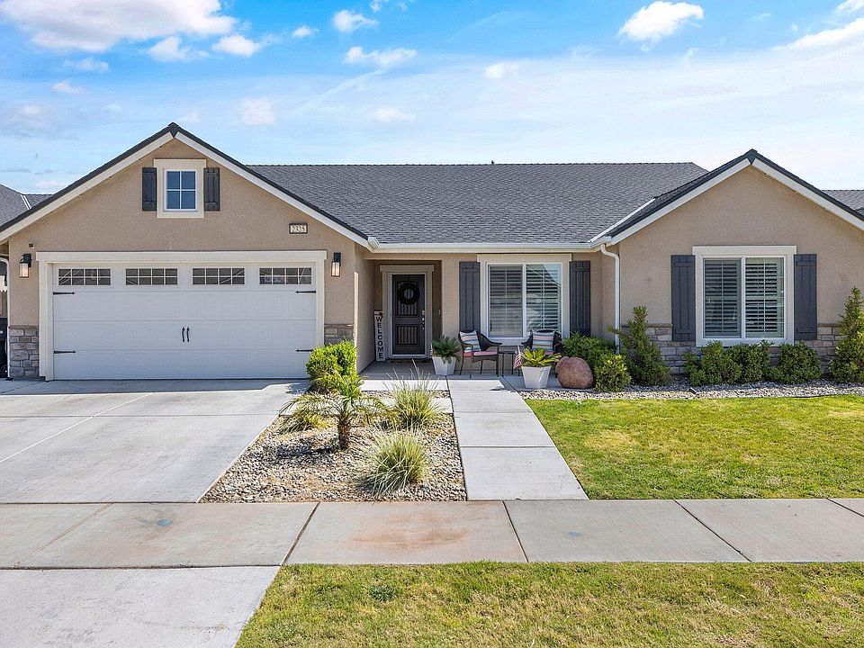 1st image of 2325 W Mallard Way