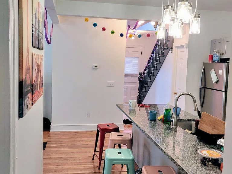 28 Chestnut St — Photo 11