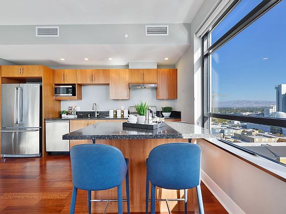 5th image of 88 E San Fernando St Unit 1305