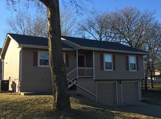 700 Kimberly Ct, Excelsior Springs, MO 64024
