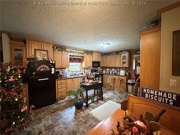 2nd image of 1638 Cottontree Rd