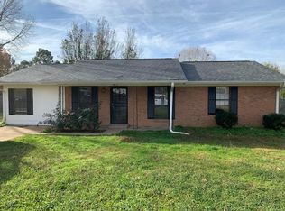 10679 French Fort Dr, Olive Branch, MS 38654