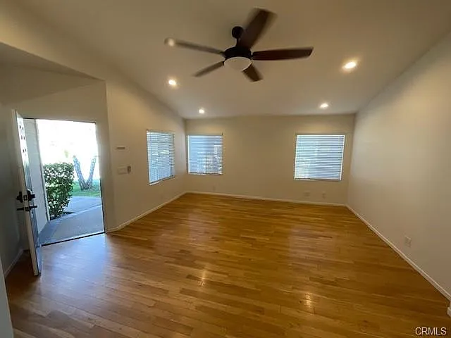 3 bed, 1589 sqft, $3,850 — Photo 4