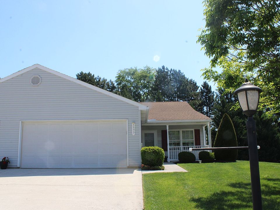 1st image of 1377 Village Dr
