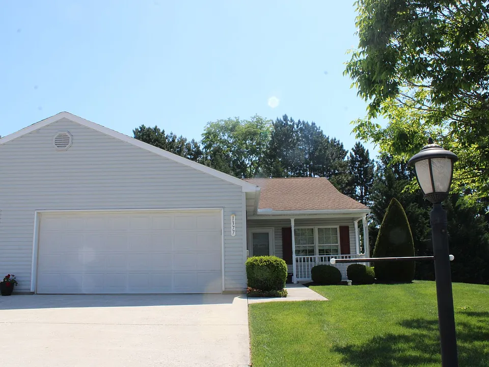 1377 Village Dr