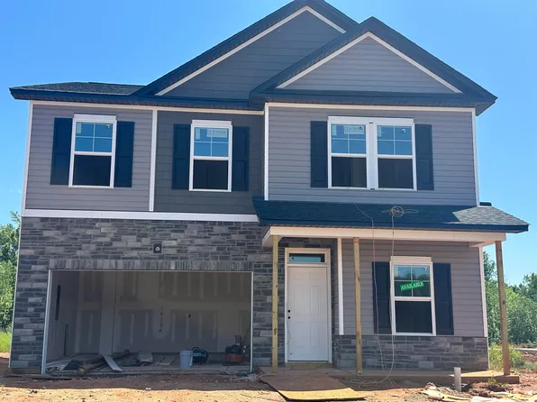 700 Gilgal Ln, Wellford, SC 29385