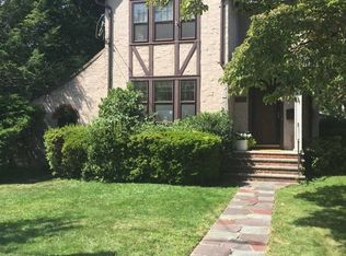 37 Columbus Ave, Harrington Park, NJ 07640