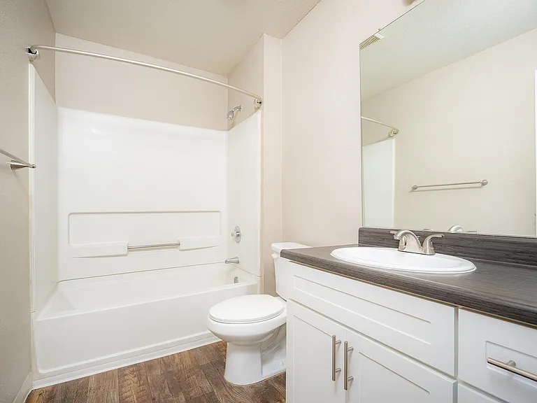 Sandpiper #145 bath