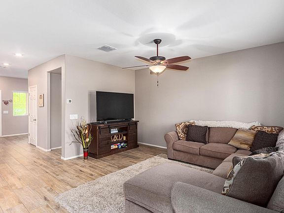 4th image of 4030 W Desert Dr
