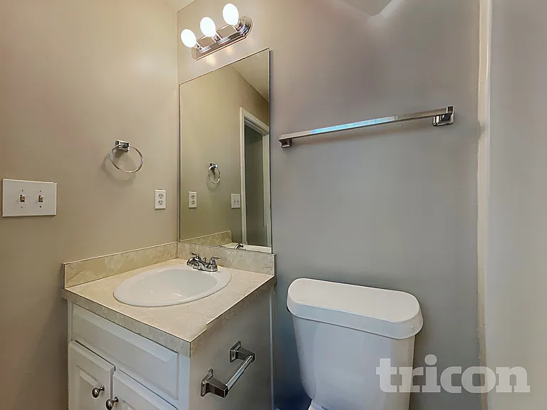 305 Nims Dr — Photo 18