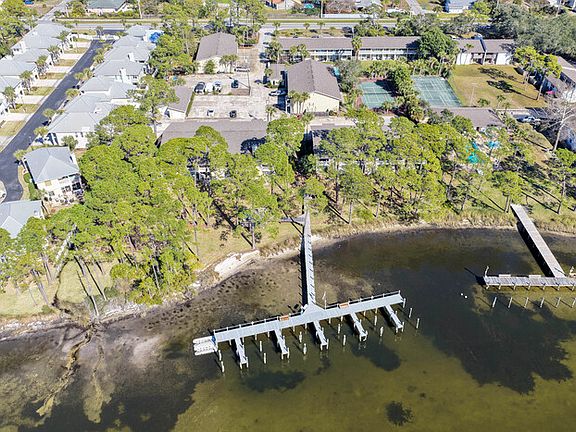 3rd image of 124 Tierra Verde Way