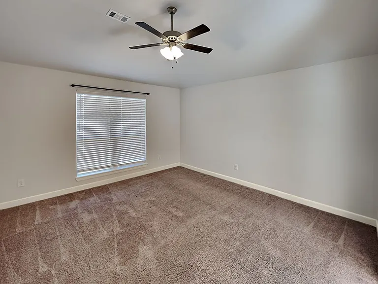 457 Compass Dr — Photo 10