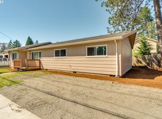 15633 SE Division St, Portland, OR 97236