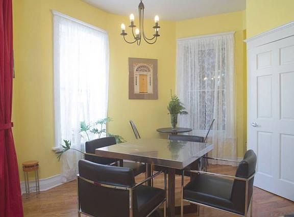 3rd image of 816 W Newport Ave #1